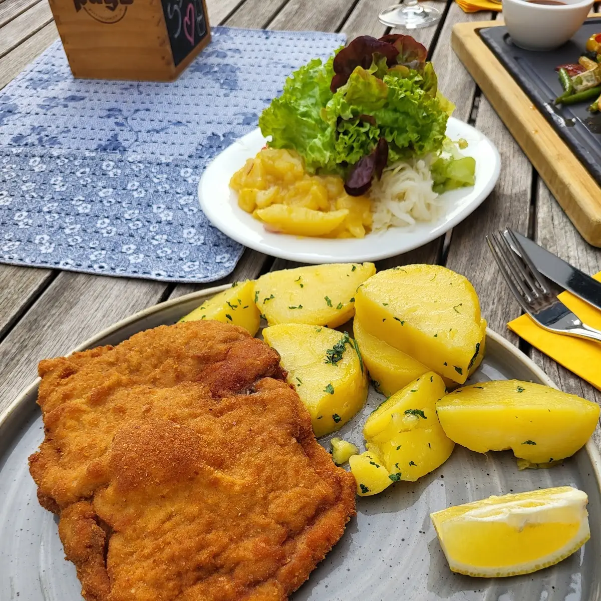 Essen und Trinken photo 3