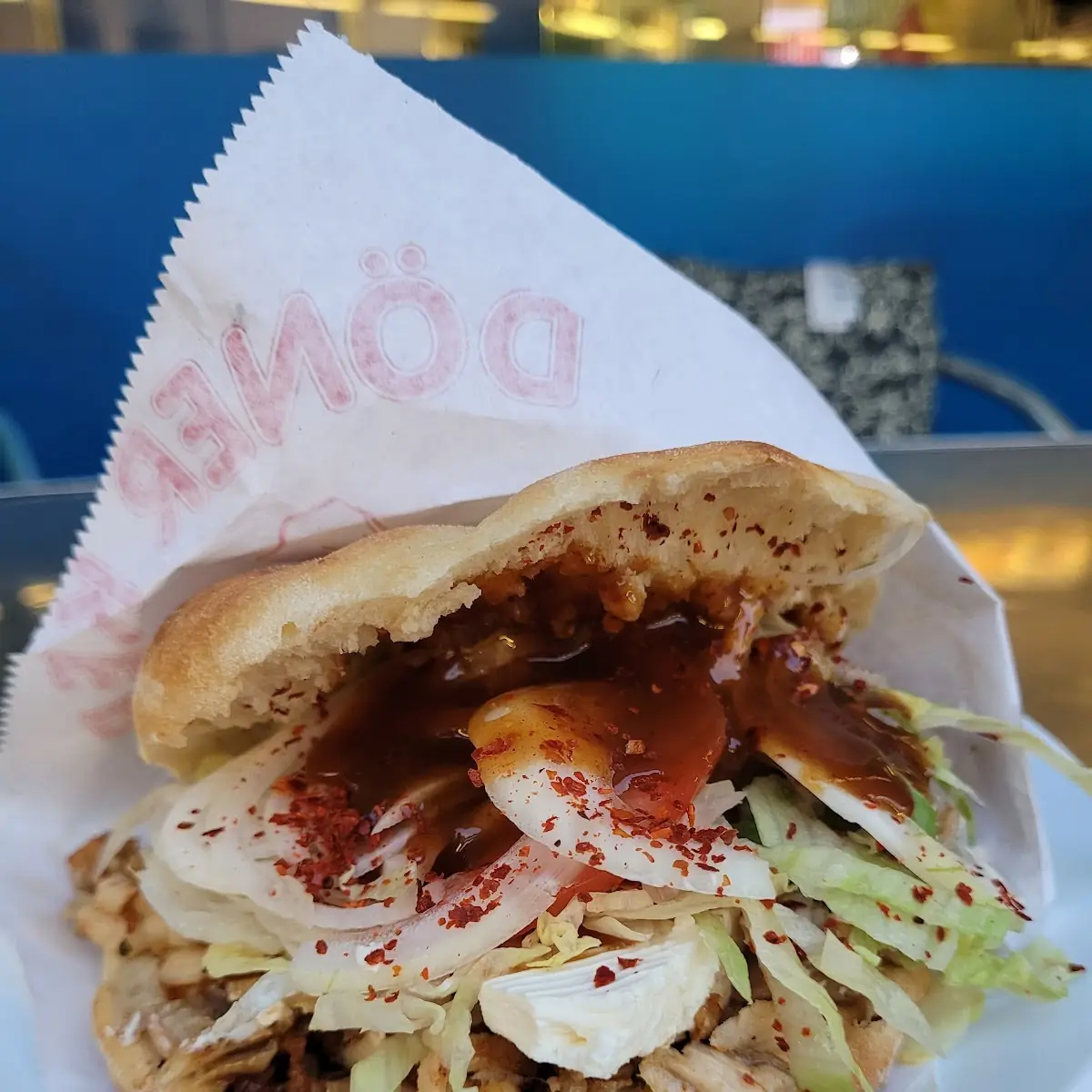 Essen und Trinken, Delphin Kebab