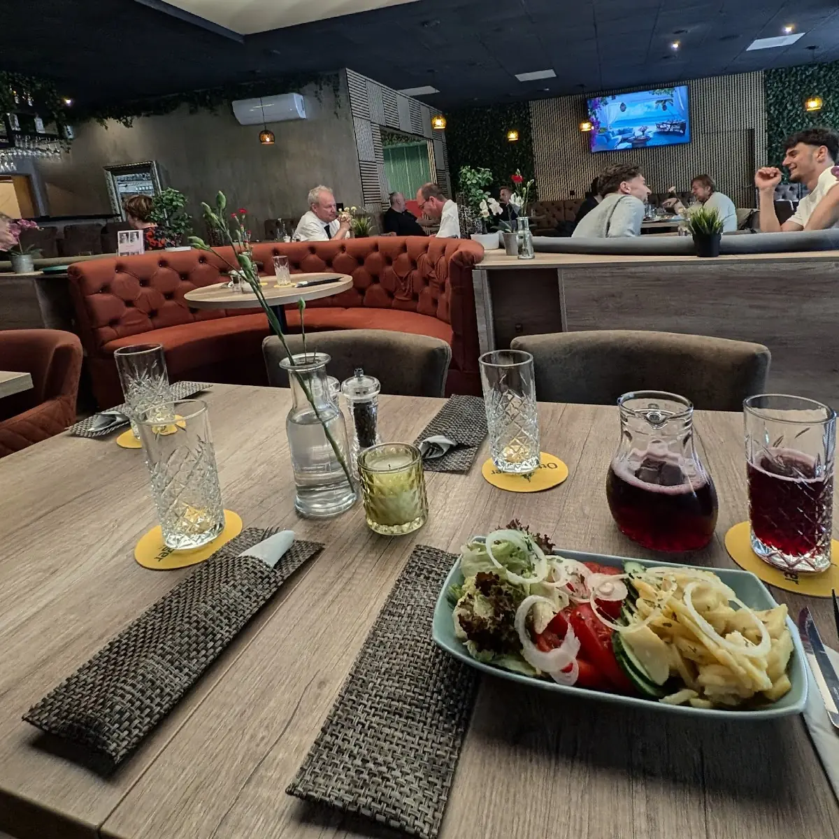 Essen und Trinken photo 2