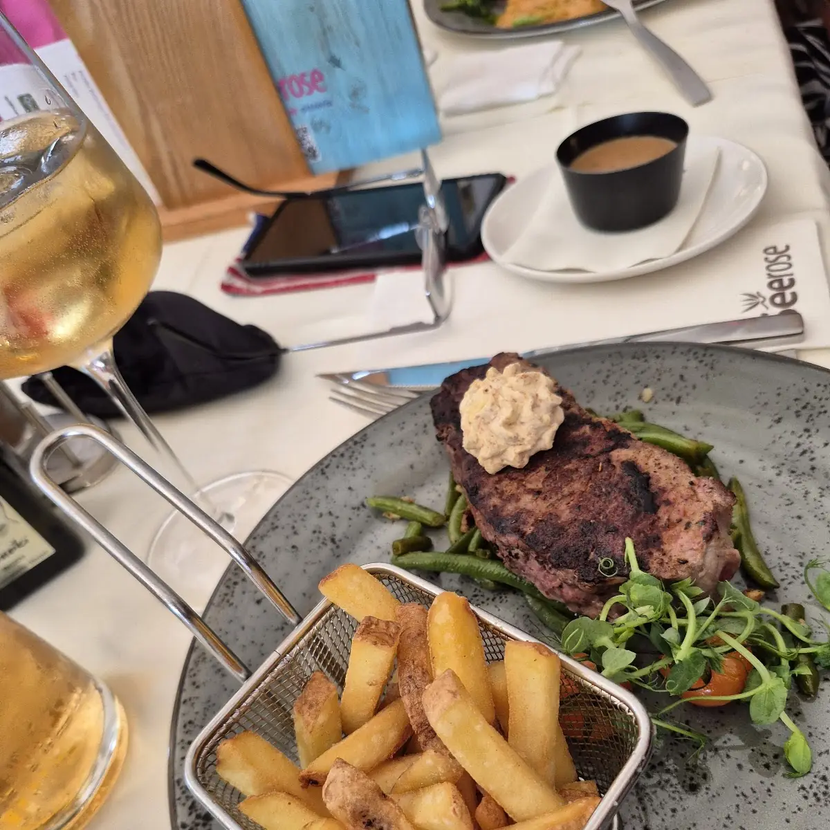 Essen und Trinken photo 3