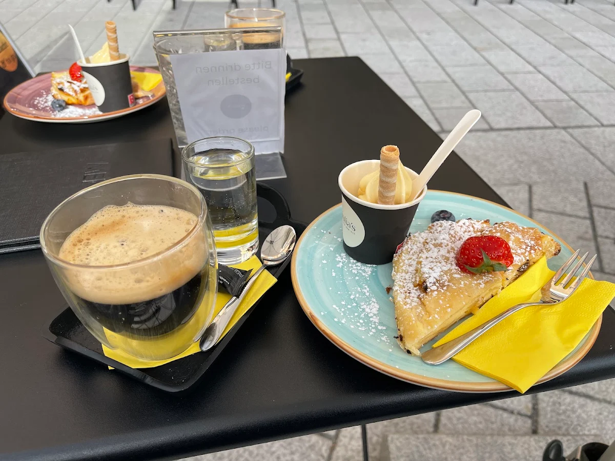 Essen und Trinken photo 2