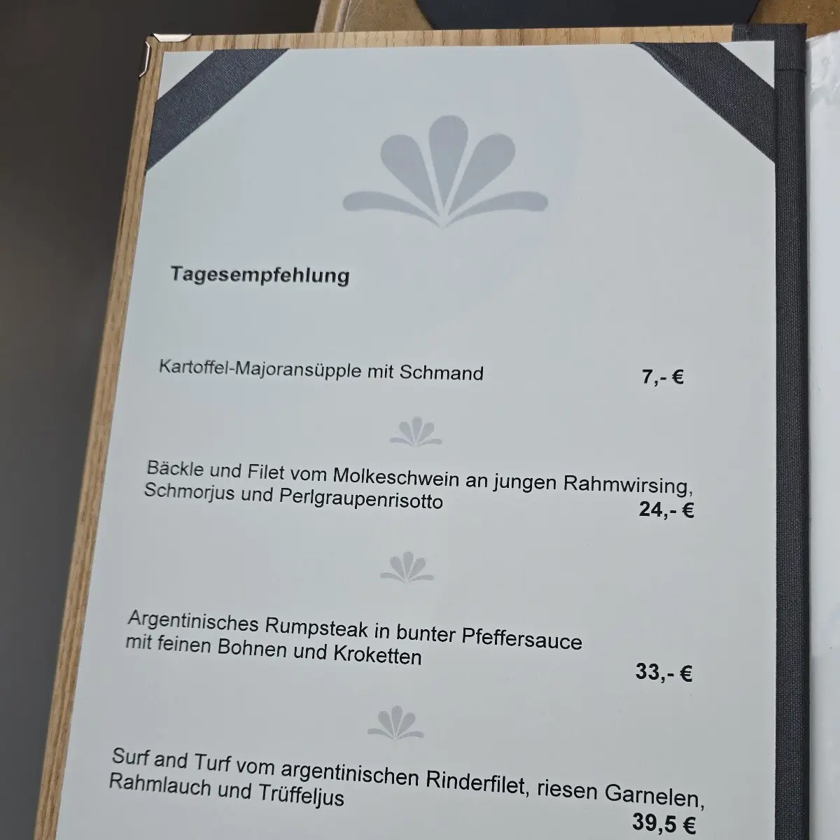 Speisekarte photo 2