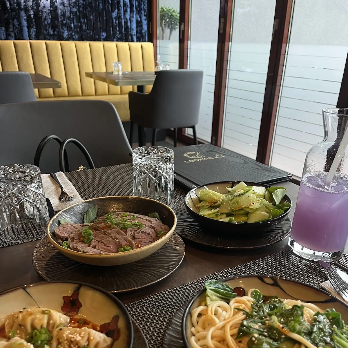 Essen und Trinken photo 3