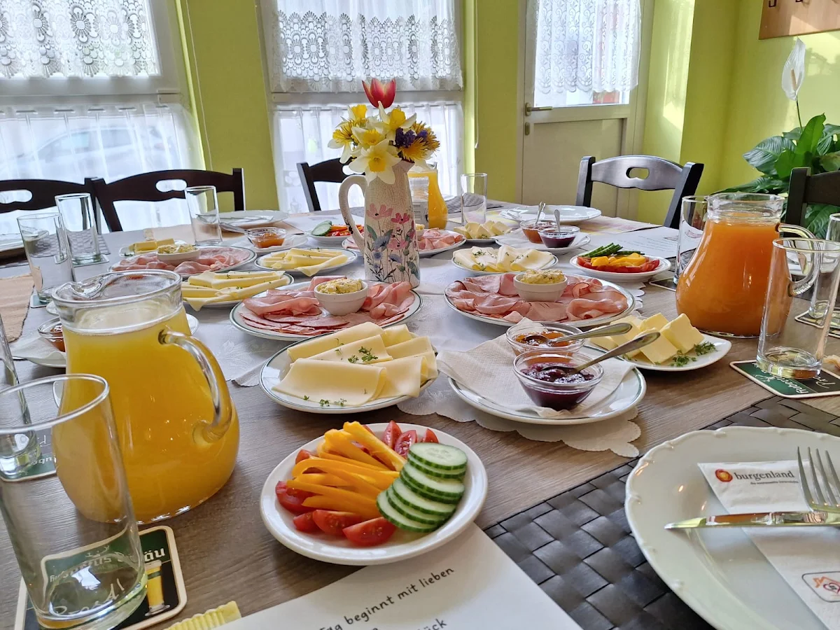 Essen und Trinken photo 1