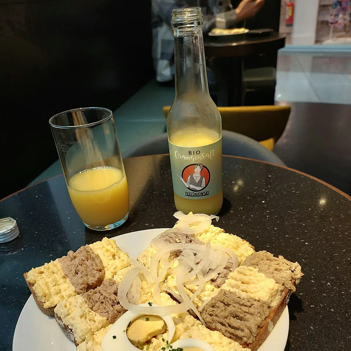 Essen und Trinken photo 1