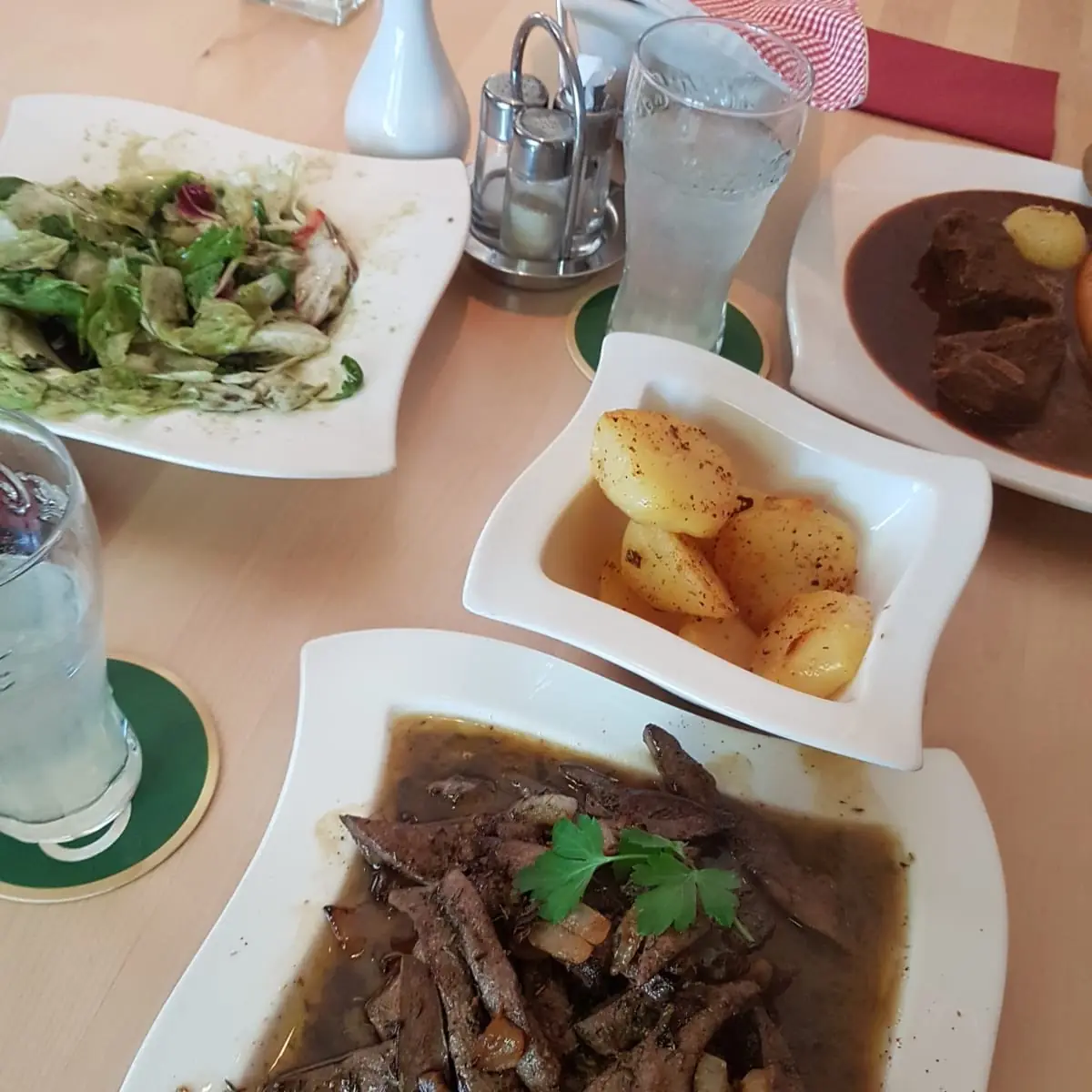 Essen und Trinken photo 8
