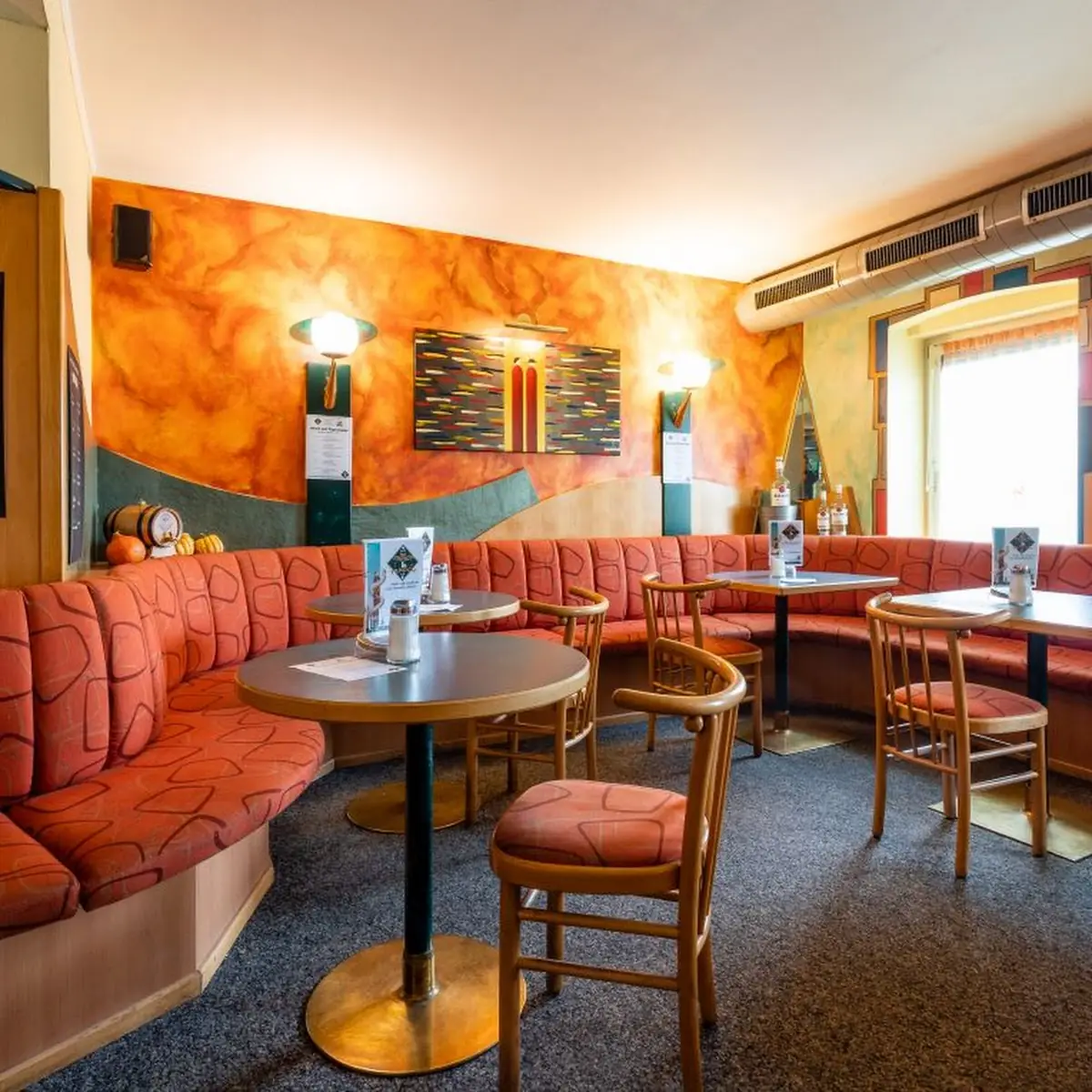 Hotel Restaurant und Cafe Pub Tritsch & Tratsch Titelbild