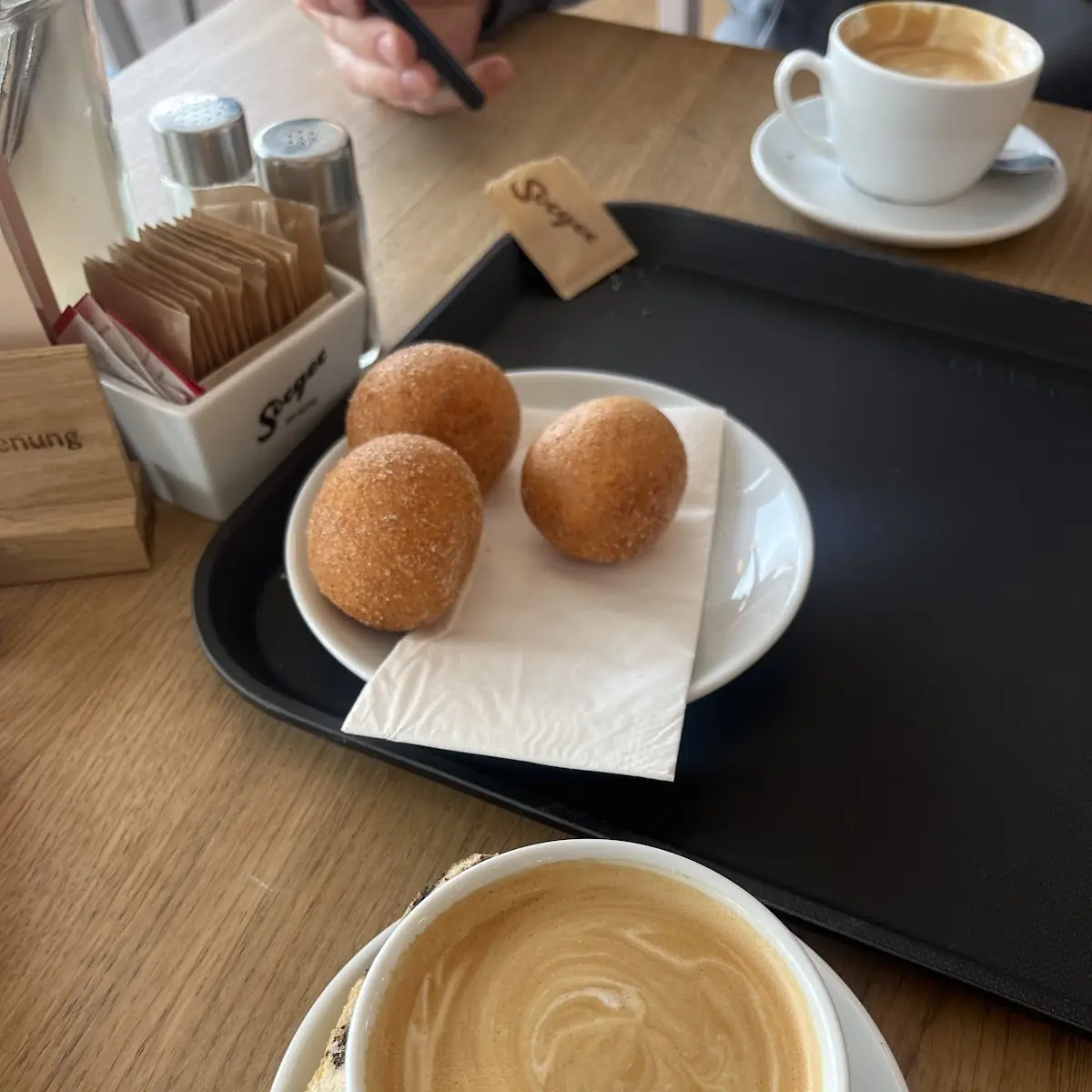 Essen und Trinken photo 2