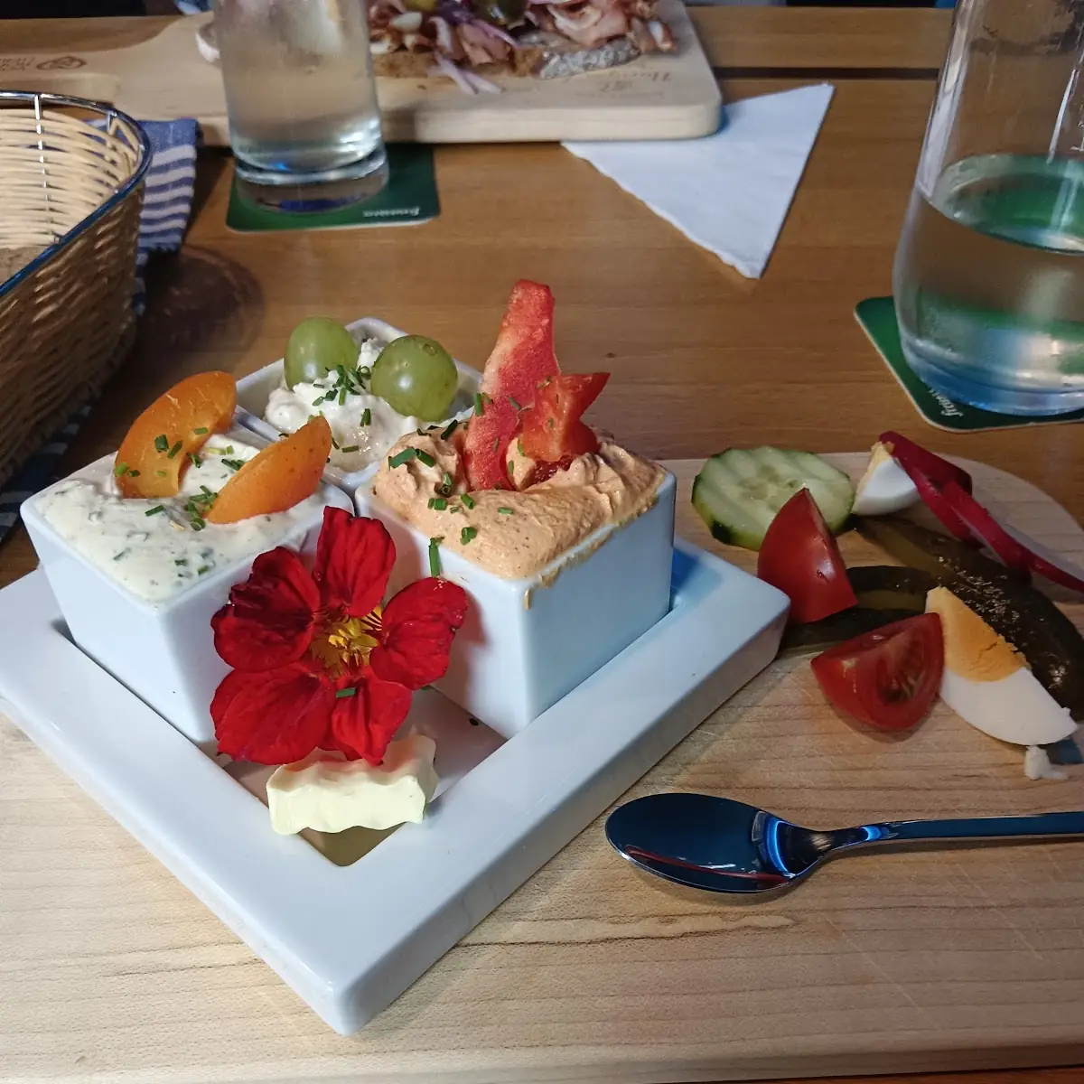 Essen und Trinken photo 4