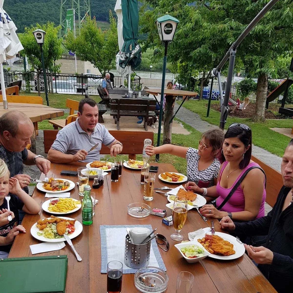 Essen und Trinken, Diskothek Chérie