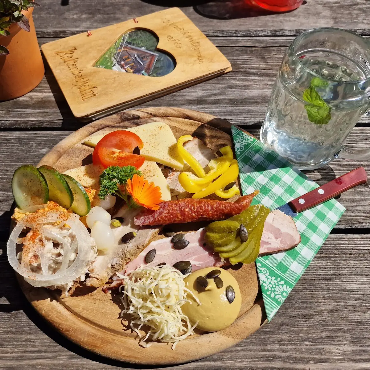 Essen und Trinken photo 1