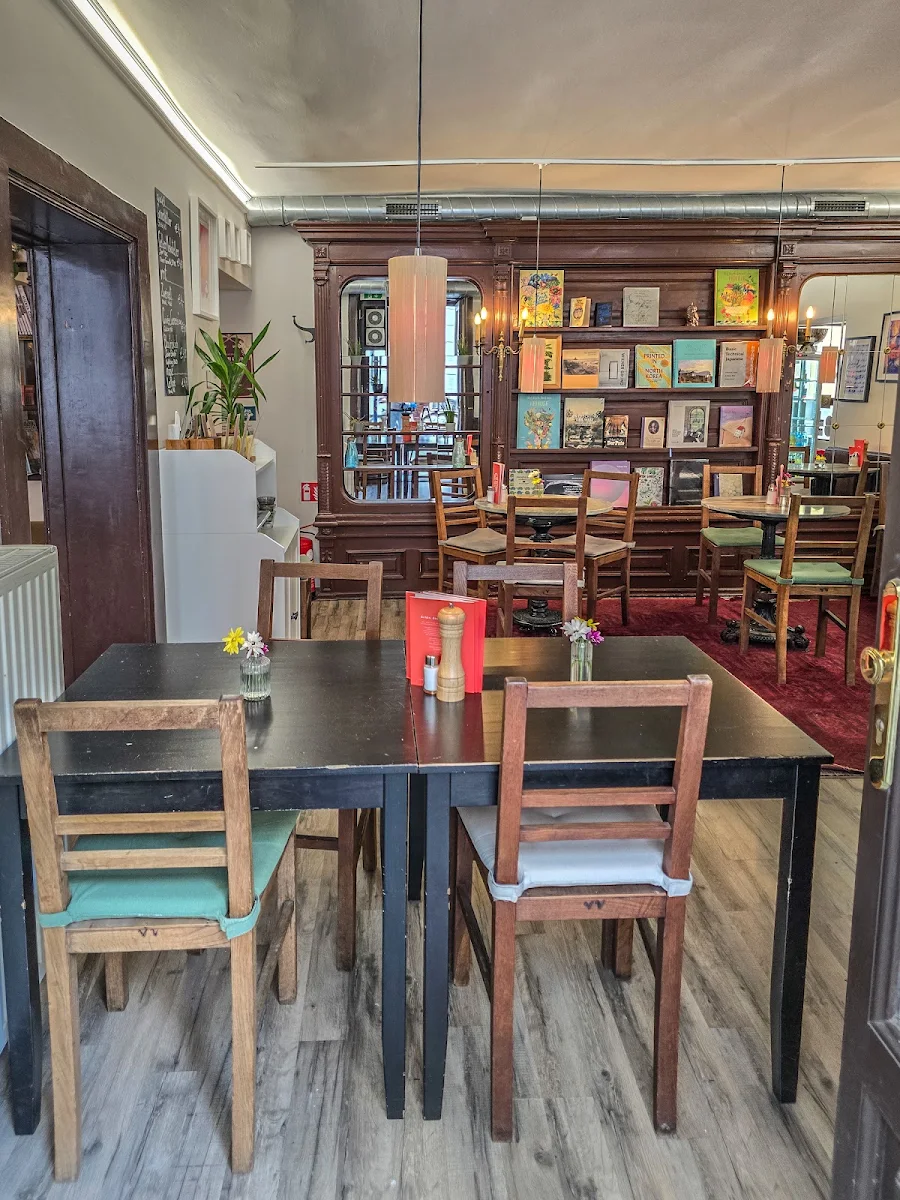 Kleines Wiener Café // Toluka Specialty Coffee Roasters Titelbild