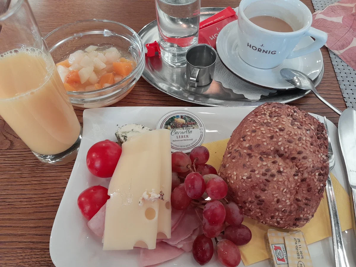 Essen und Trinken photo 2