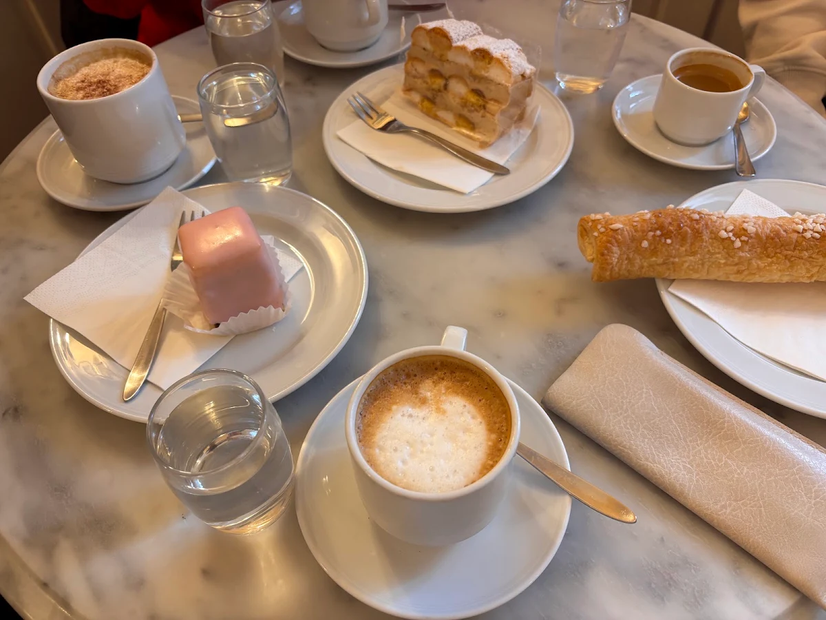 Essen und Trinken photo 3