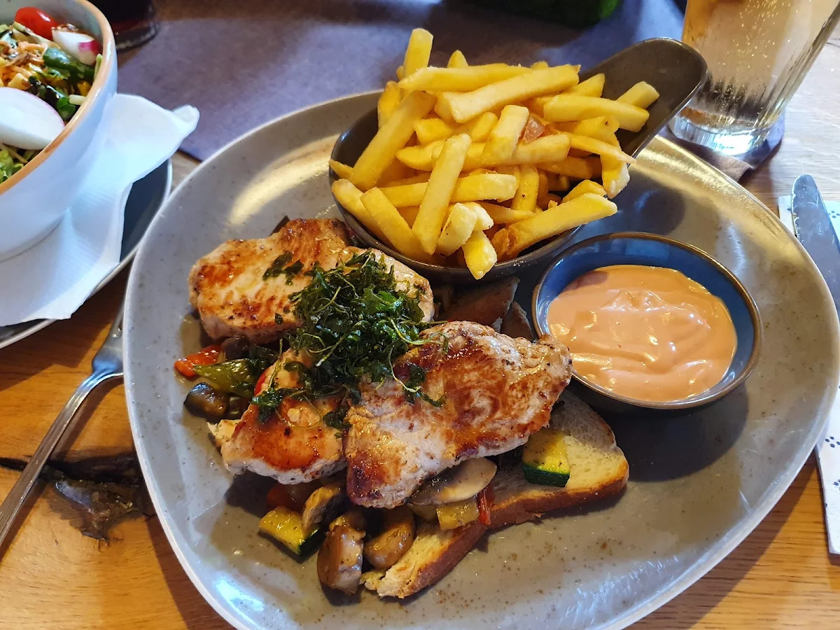 Essen und Trinken photo 3