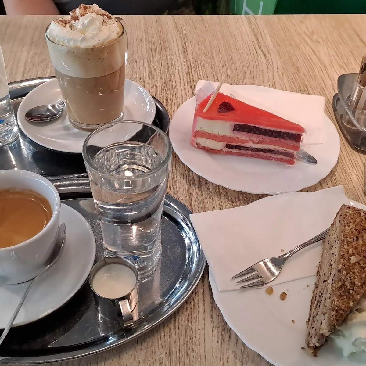 Essen und Trinken photo 2