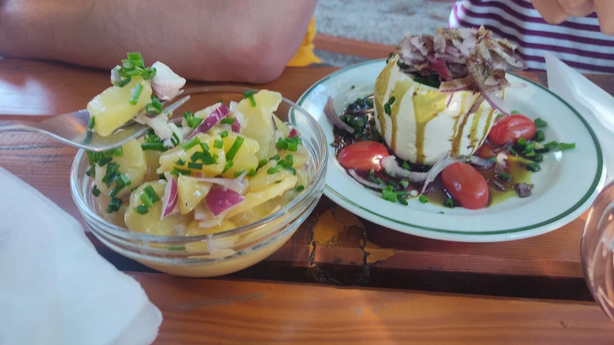 Essen und Trinken photo 2