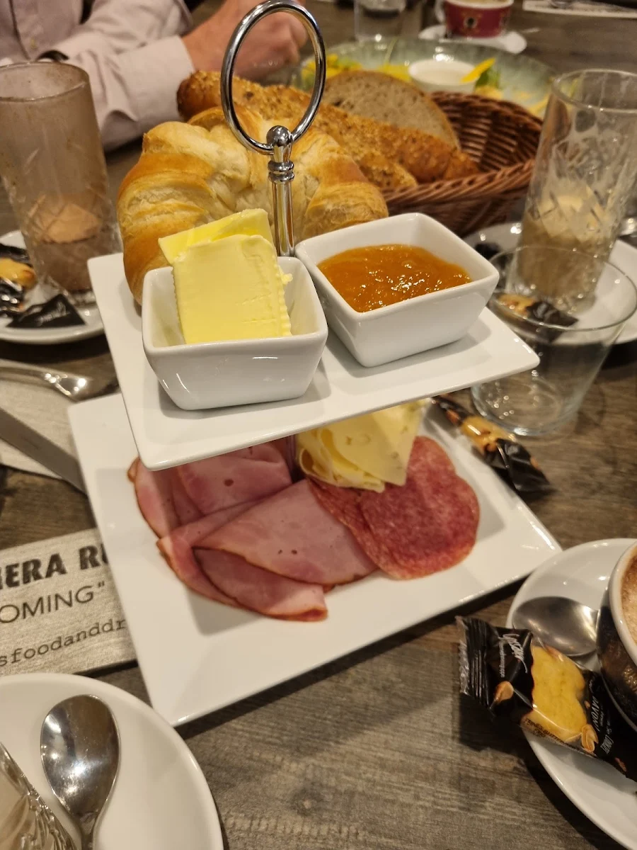 Essen und Trinken photo 3