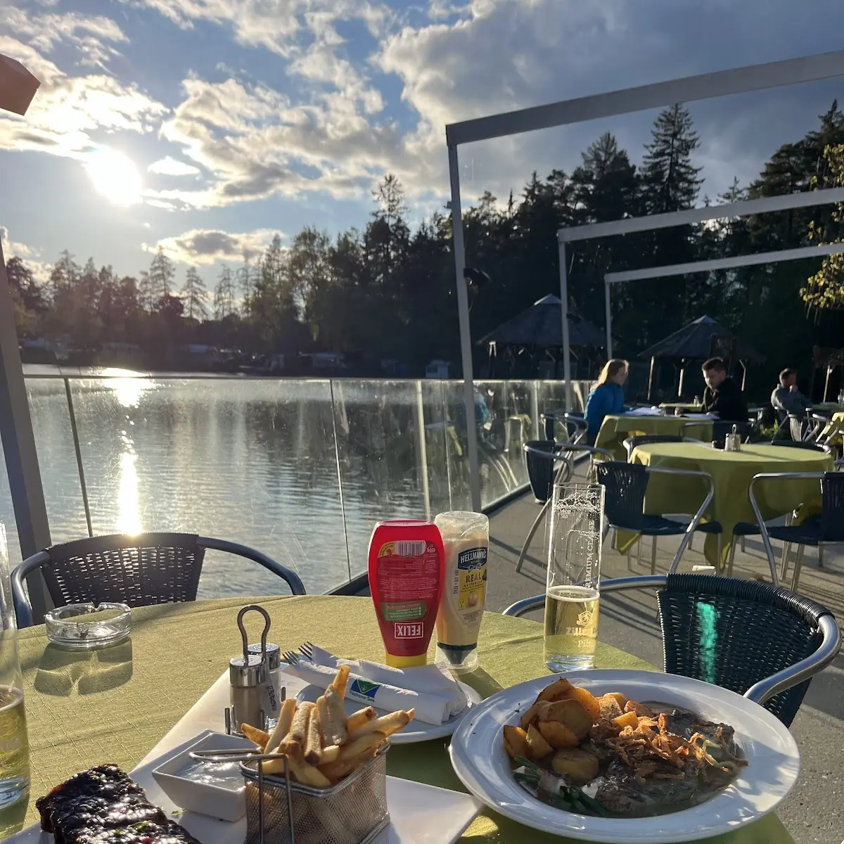 Essen und Trinken photo 3