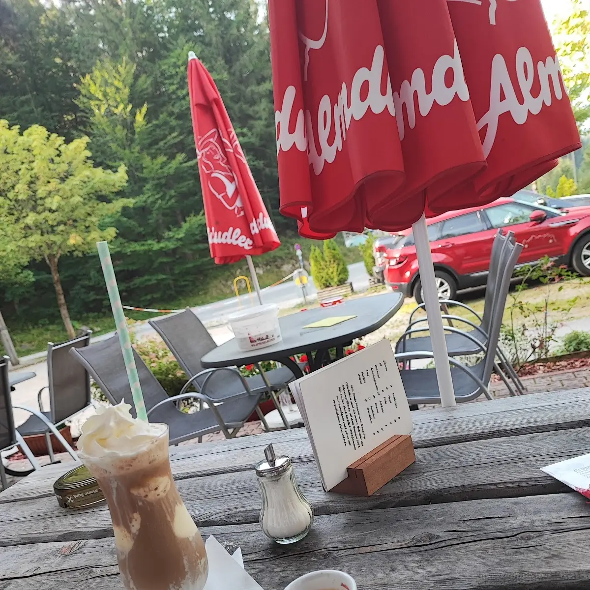 Essen und Trinken photo 3