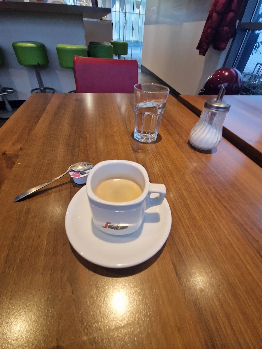 Essen und Trinken photo 1