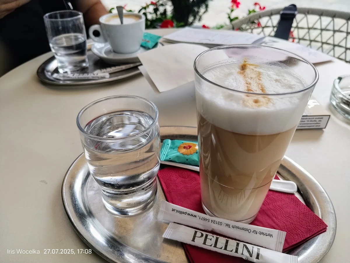 Essen und Trinken photo 1