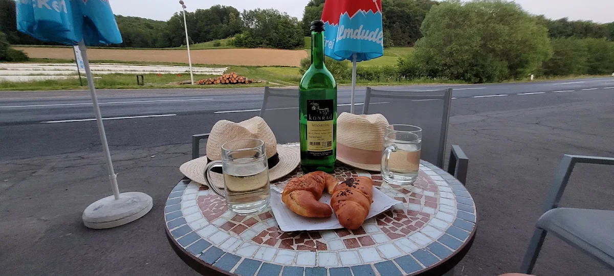 Essen und Trinken photo 2
