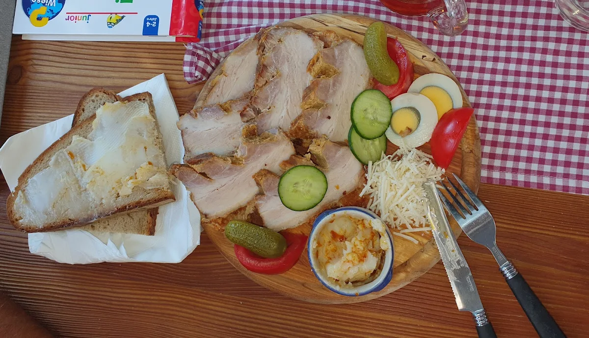 Essen und Trinken, Buschenschank Trummer