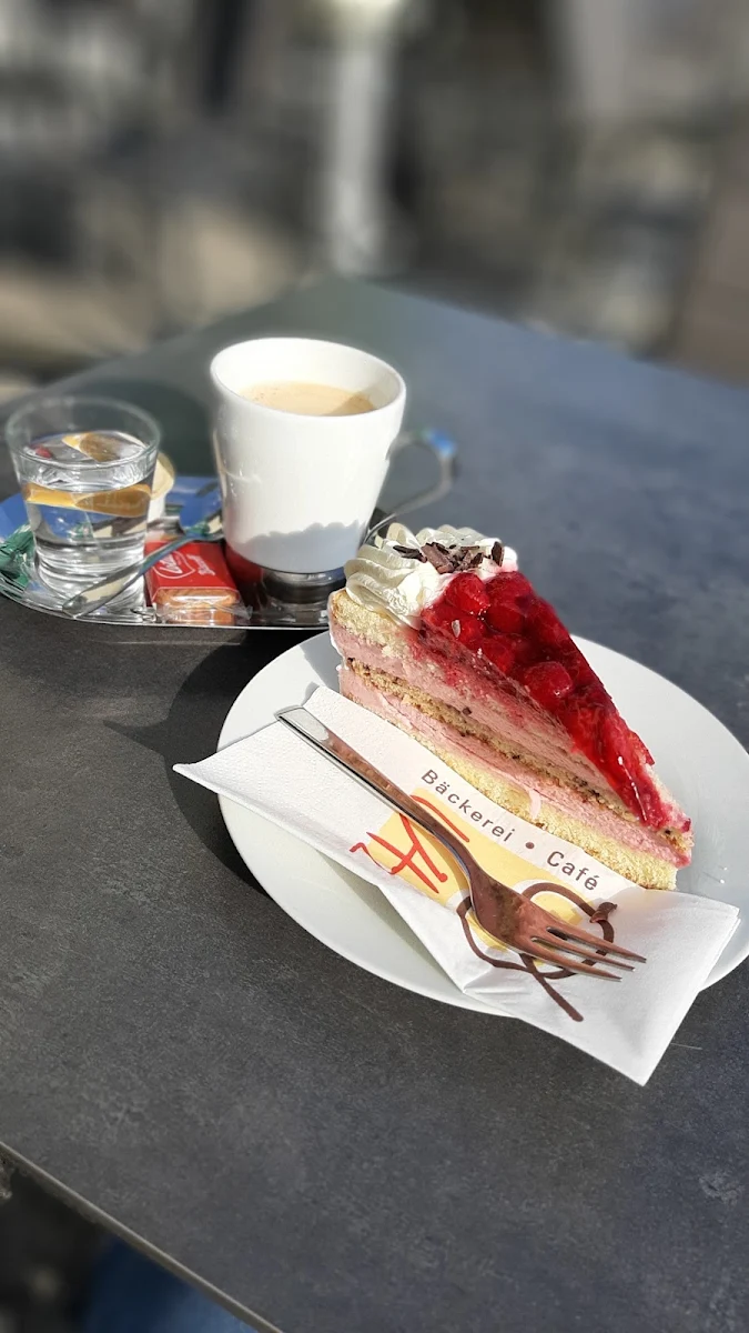 Essen und Trinken photo 2