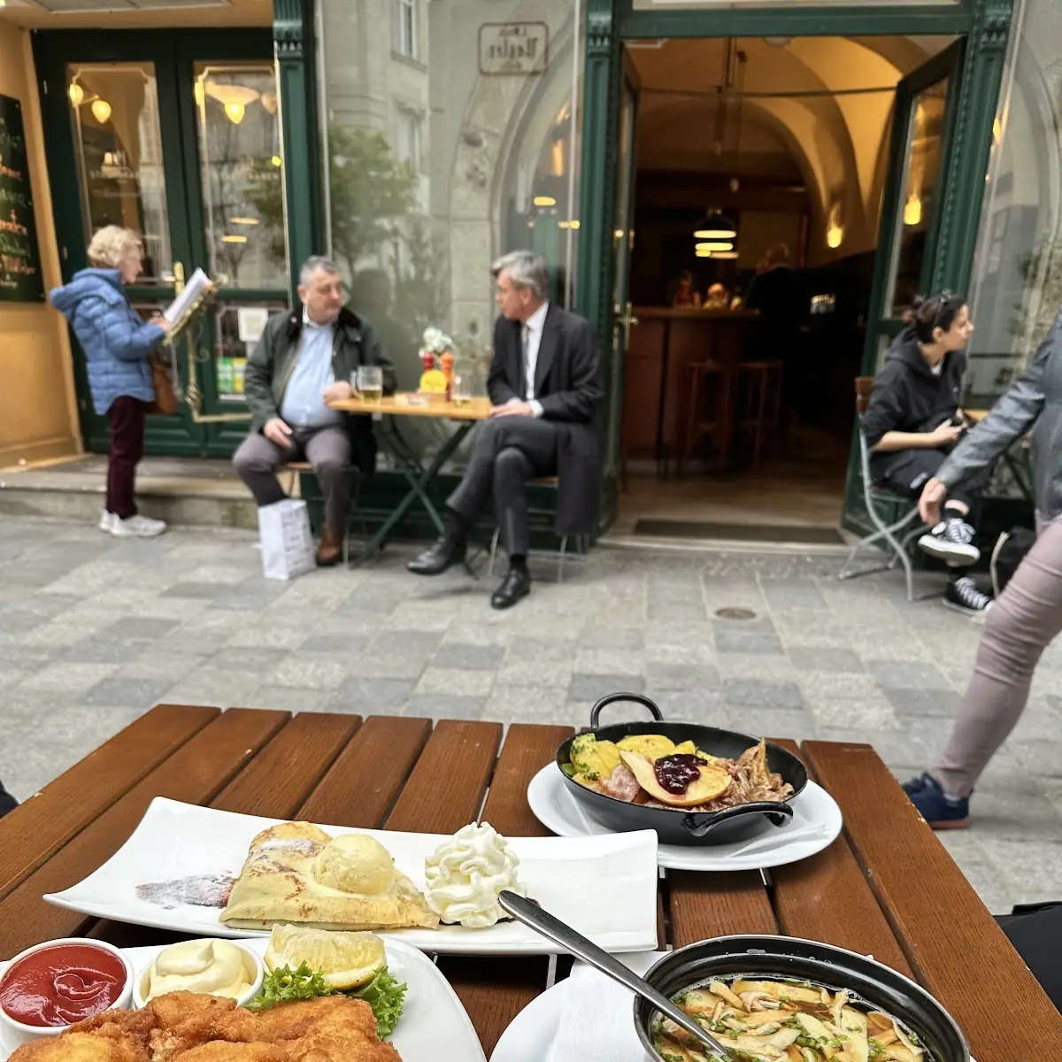 Essen und Trinken photo 3