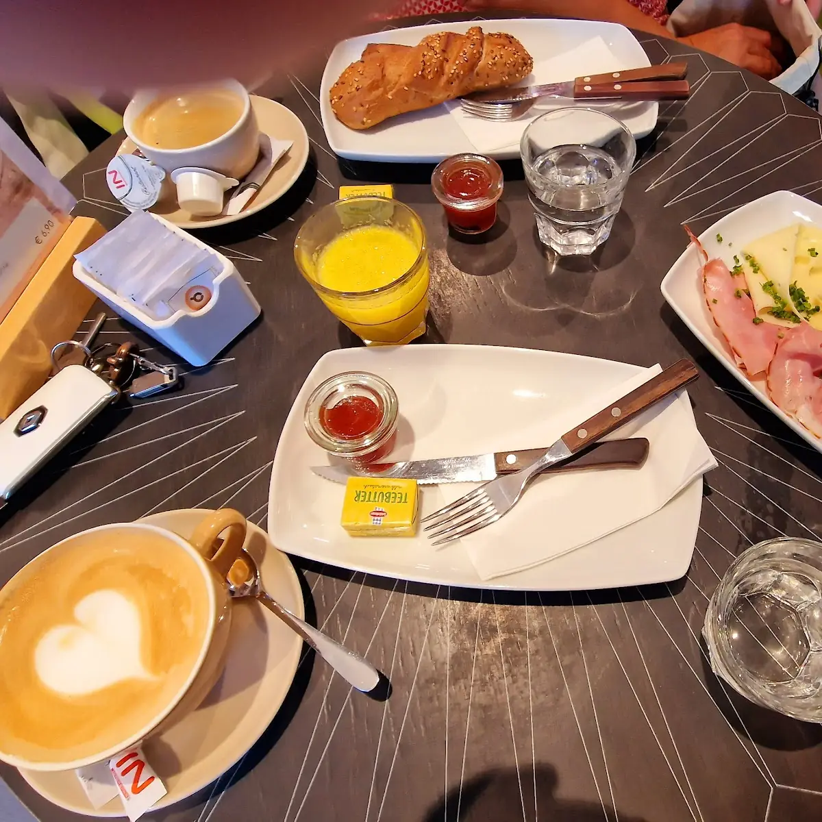 Essen und Trinken photo 4