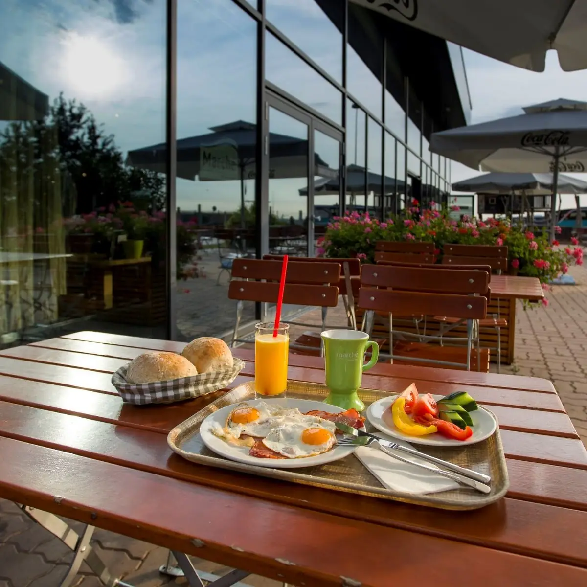 Essen und Trinken photo 1