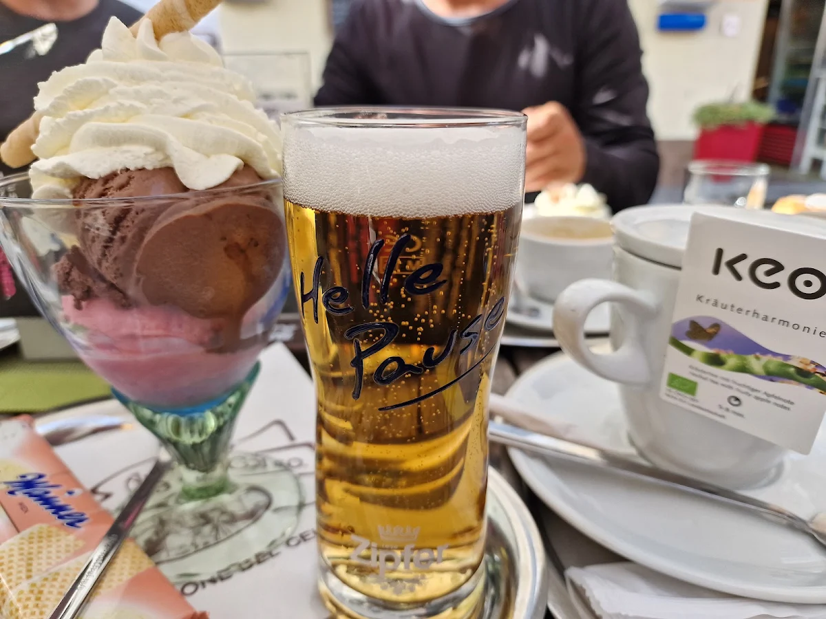 Essen und Trinken photo 3