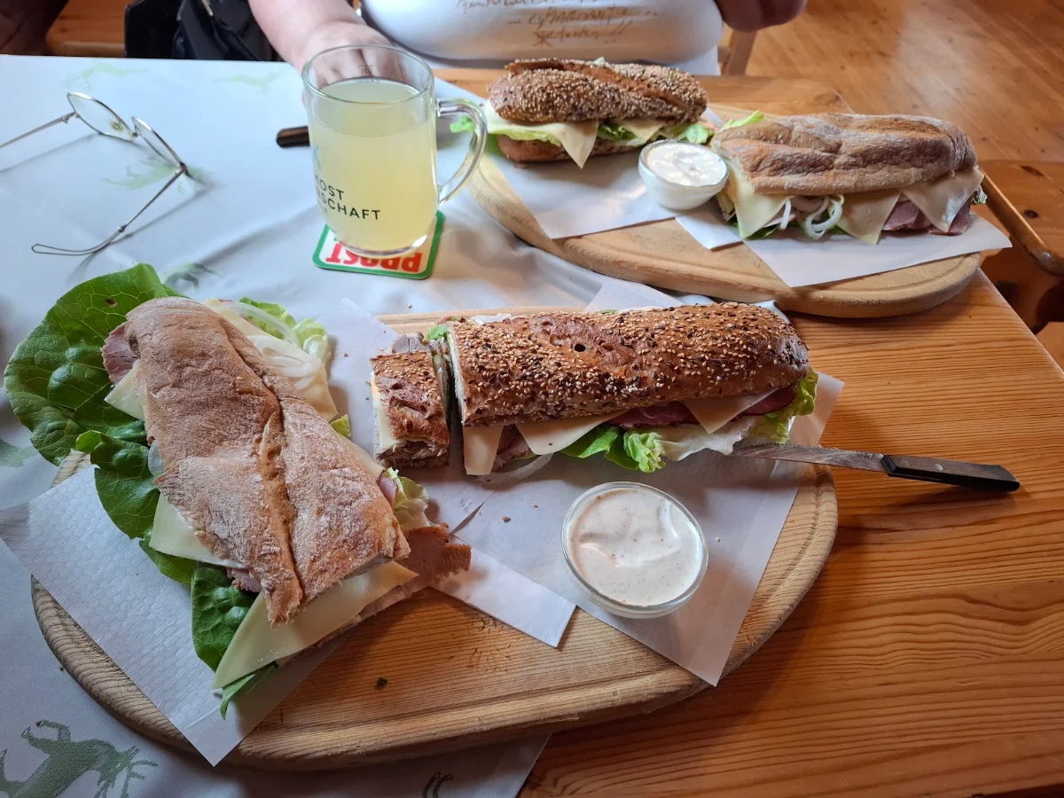 Essen und Trinken photo 2