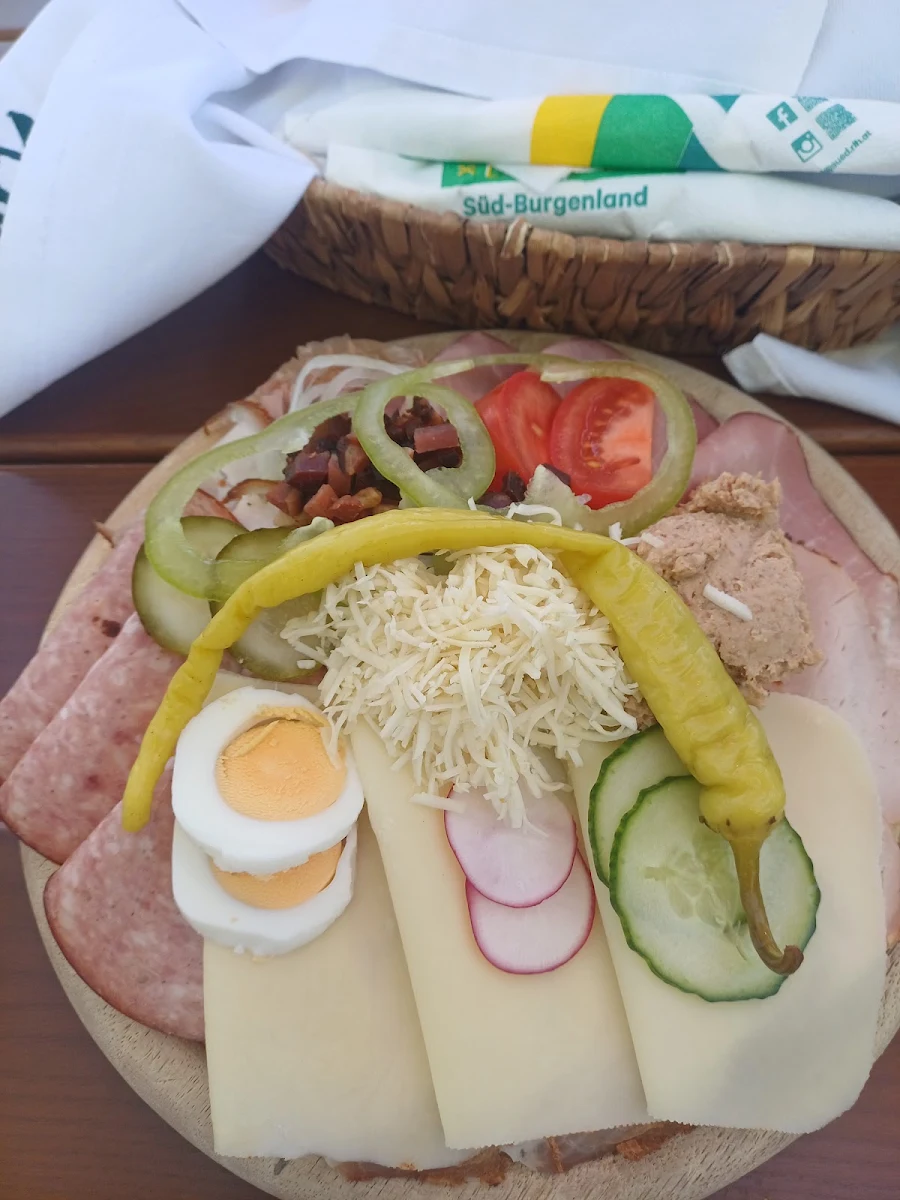 Essen und Trinken photo 2