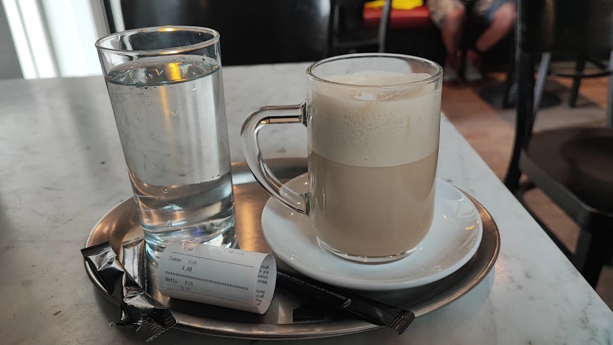Essen und Trinken photo 2