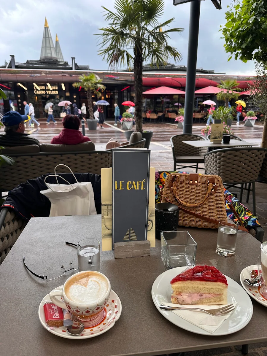 Essen und Trinken photo 3
