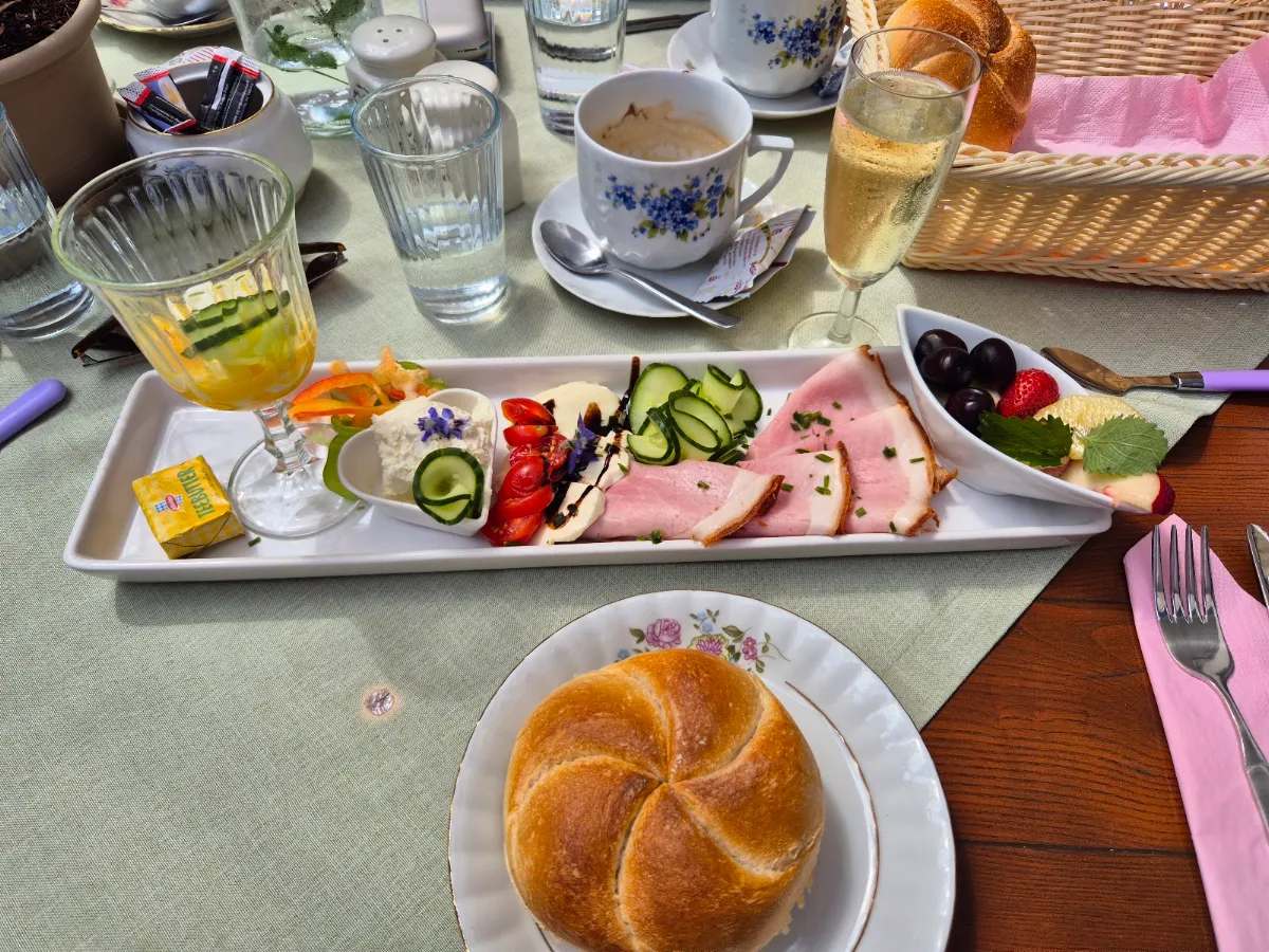 Essen und Trinken photo 1