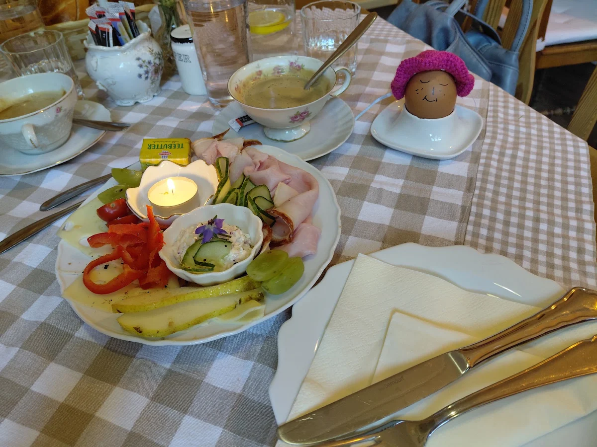 Essen und Trinken photo 2