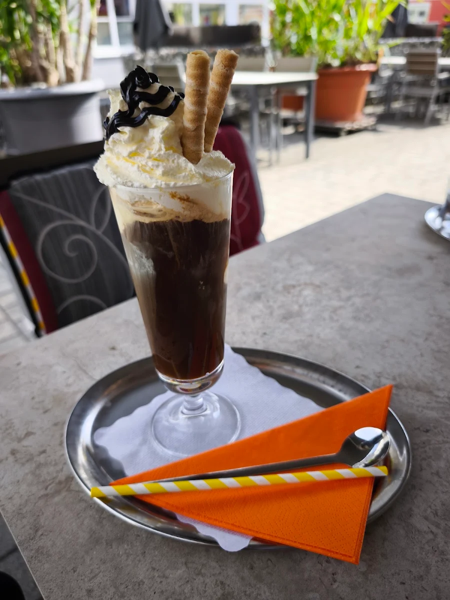 Essen und Trinken photo 1