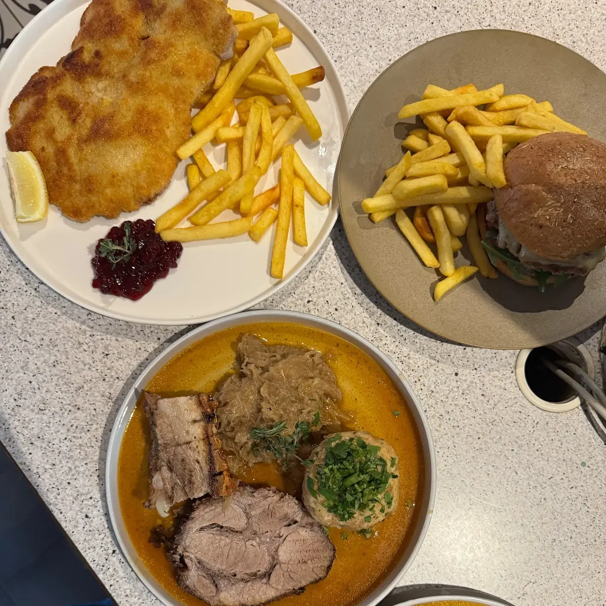 Essen und Trinken photo 1