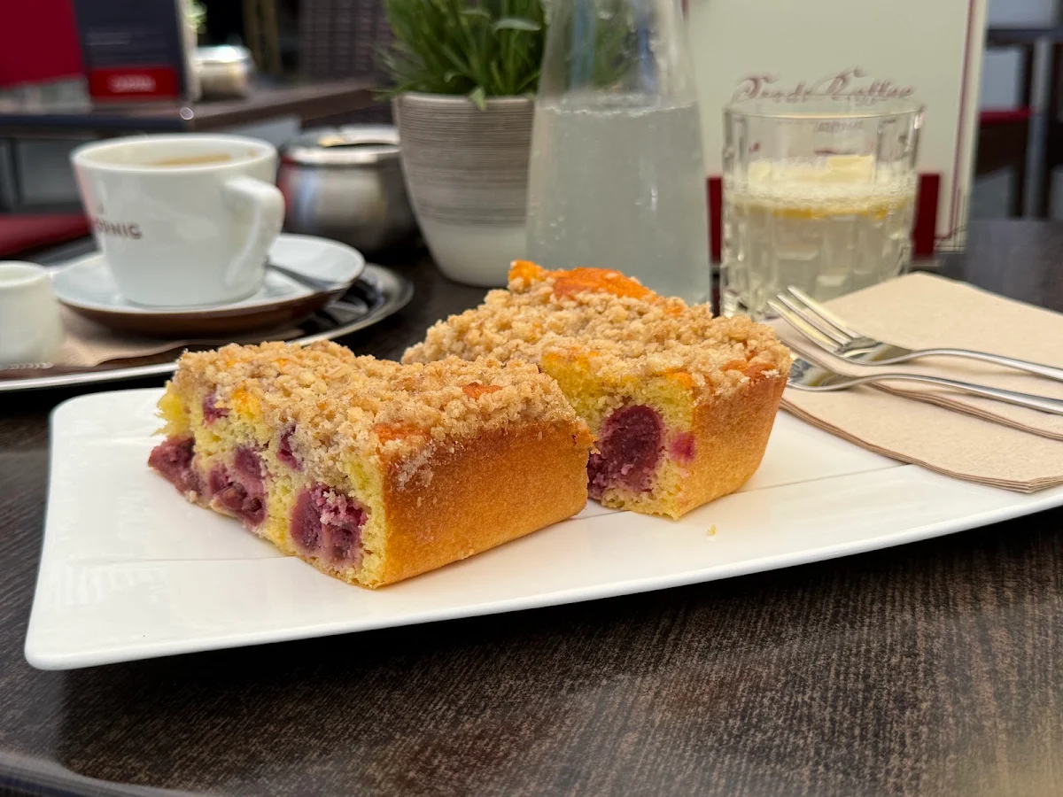 Essen und Trinken photo 1