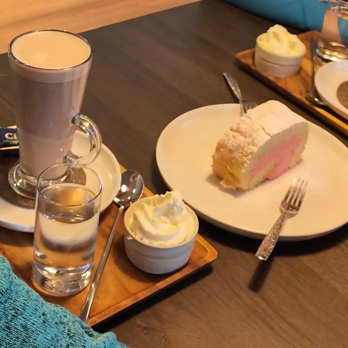 Essen und Trinken photo 3