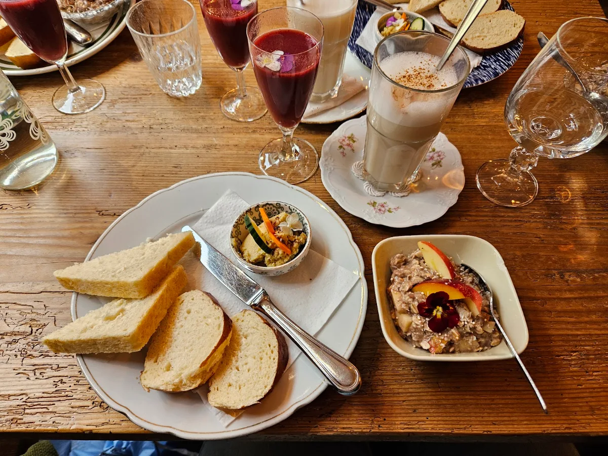 Essen und Trinken photo 3