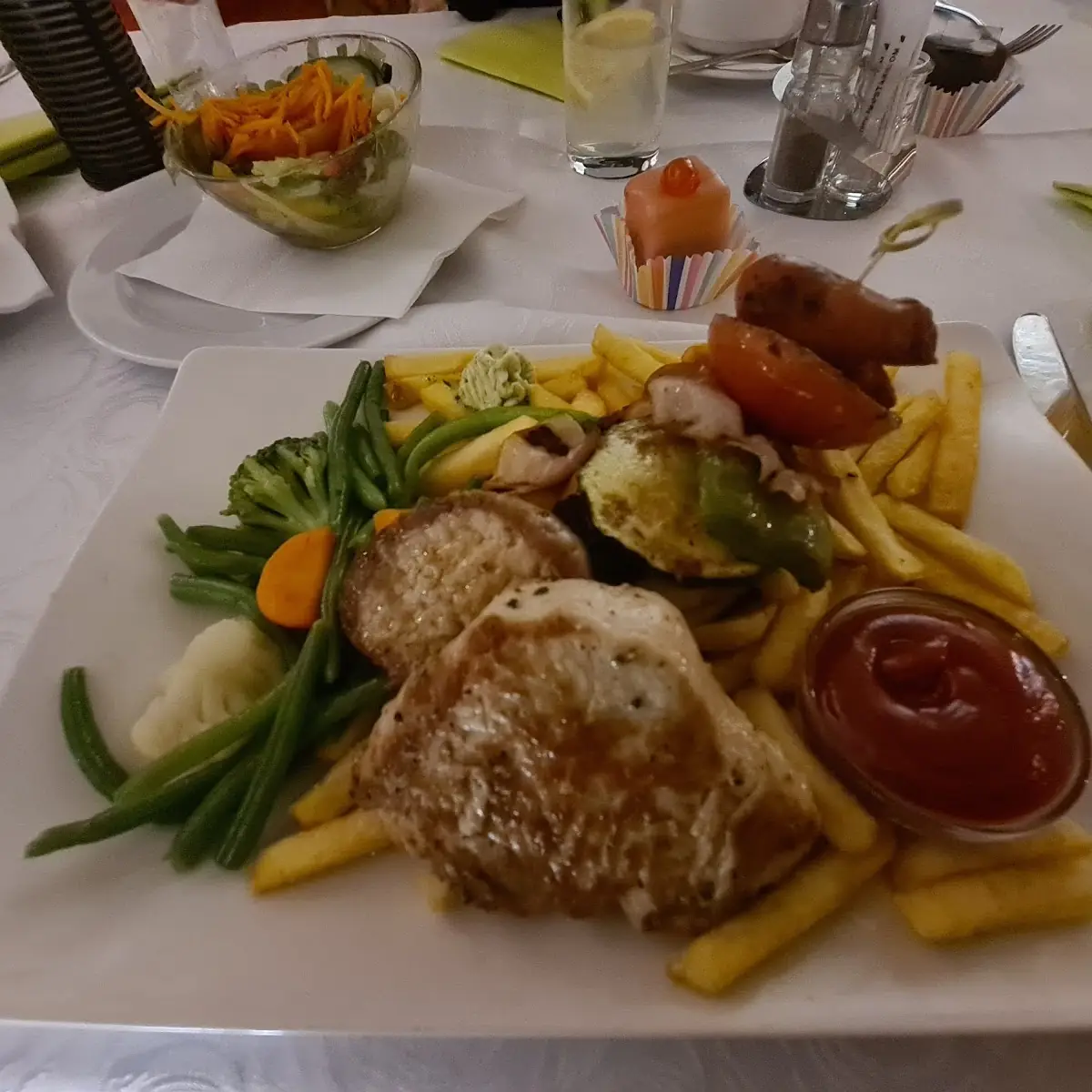 Essen und Trinken photo 7