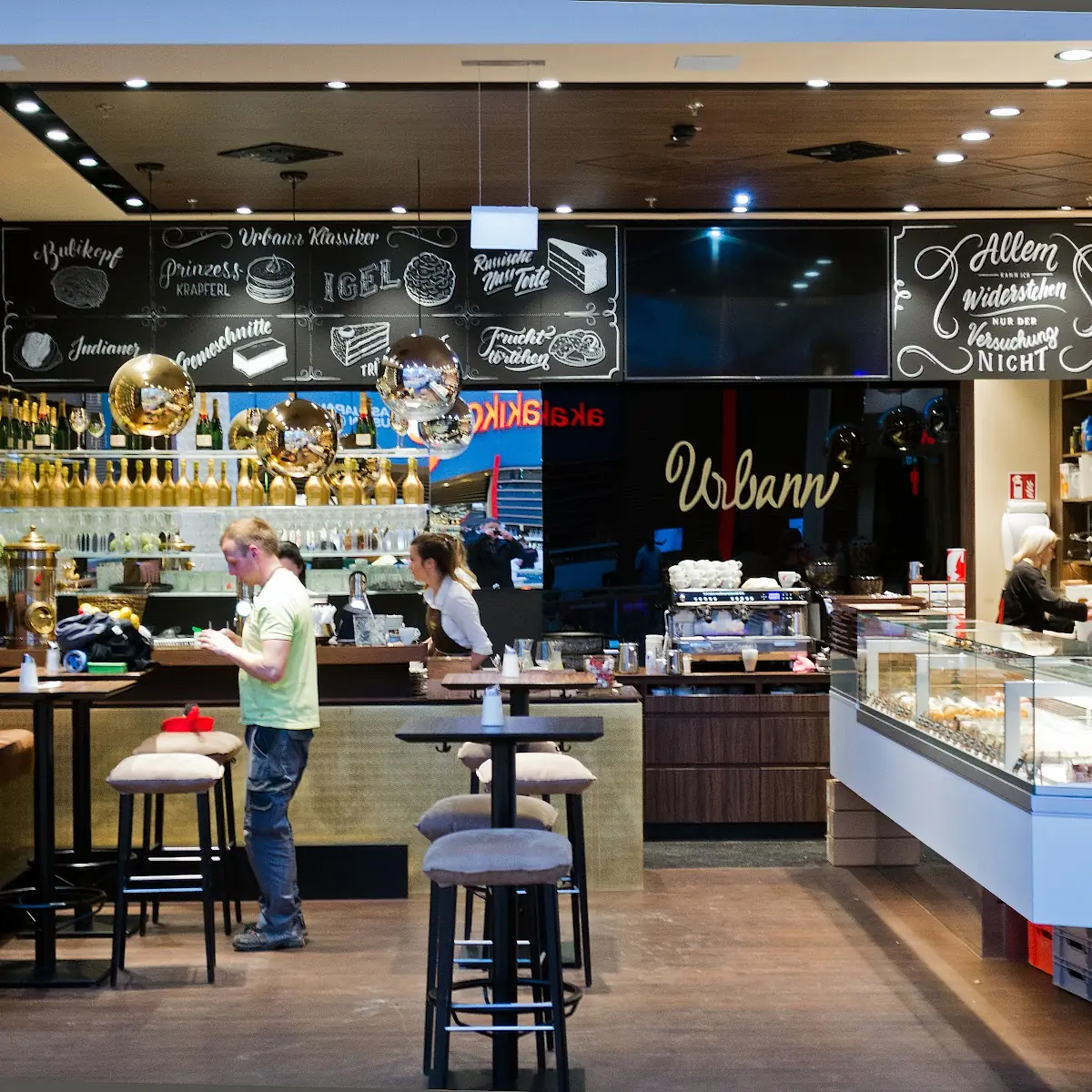 Urbann Café Plus City Titelbild