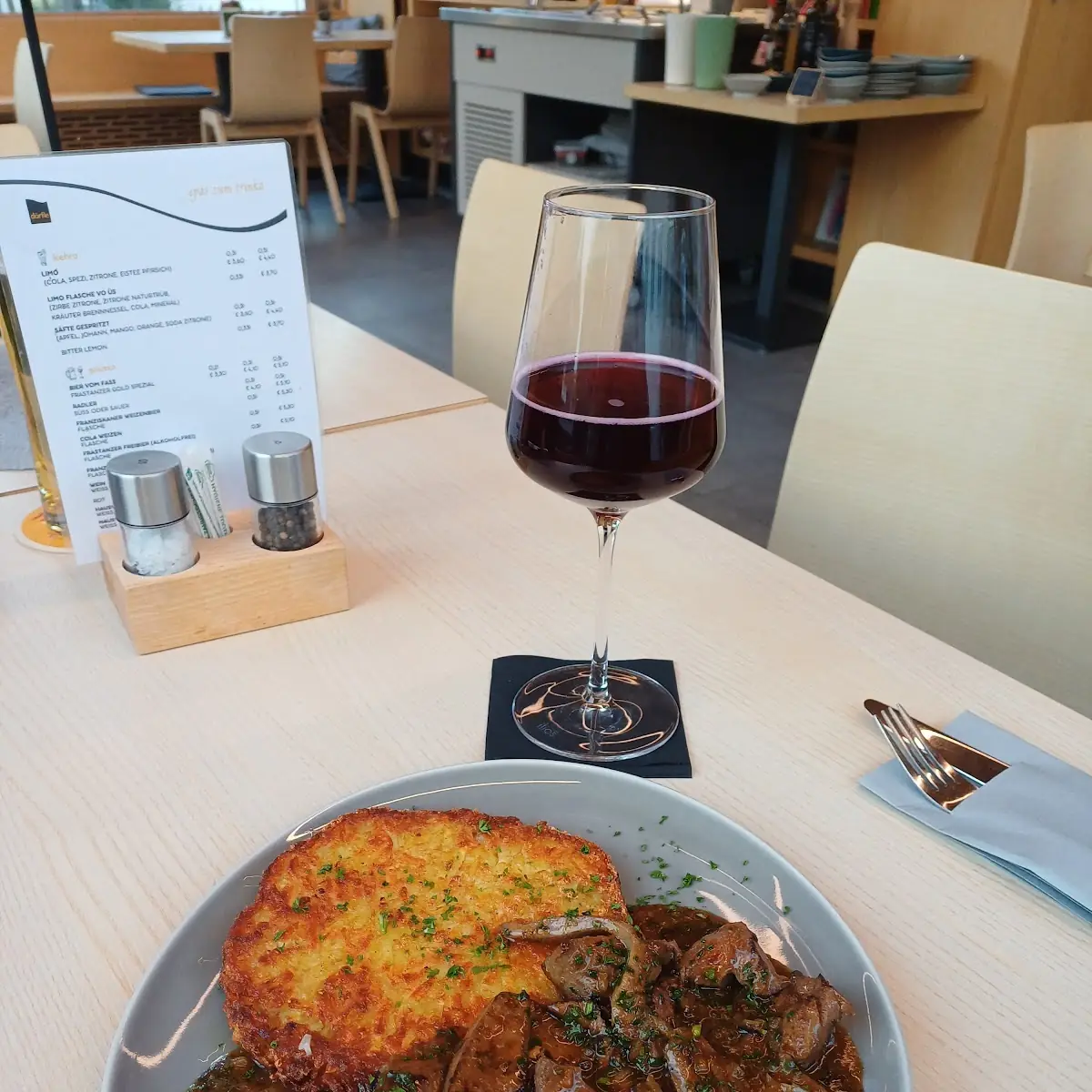 Essen und Trinken photo 3