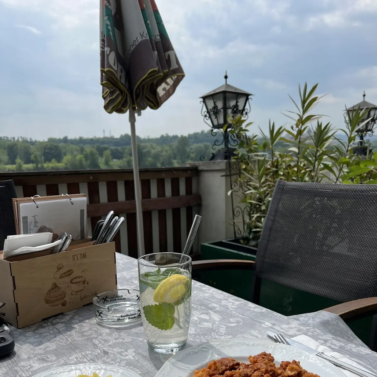 Essen und Trinken photo 1