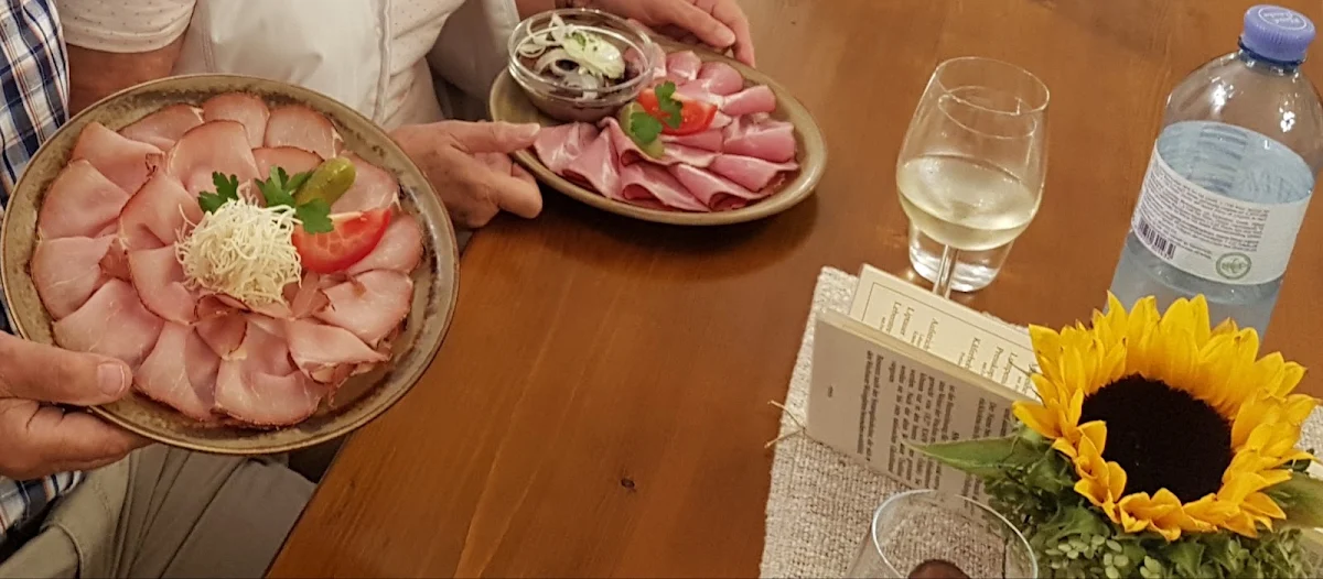 Essen und Trinken photo 3