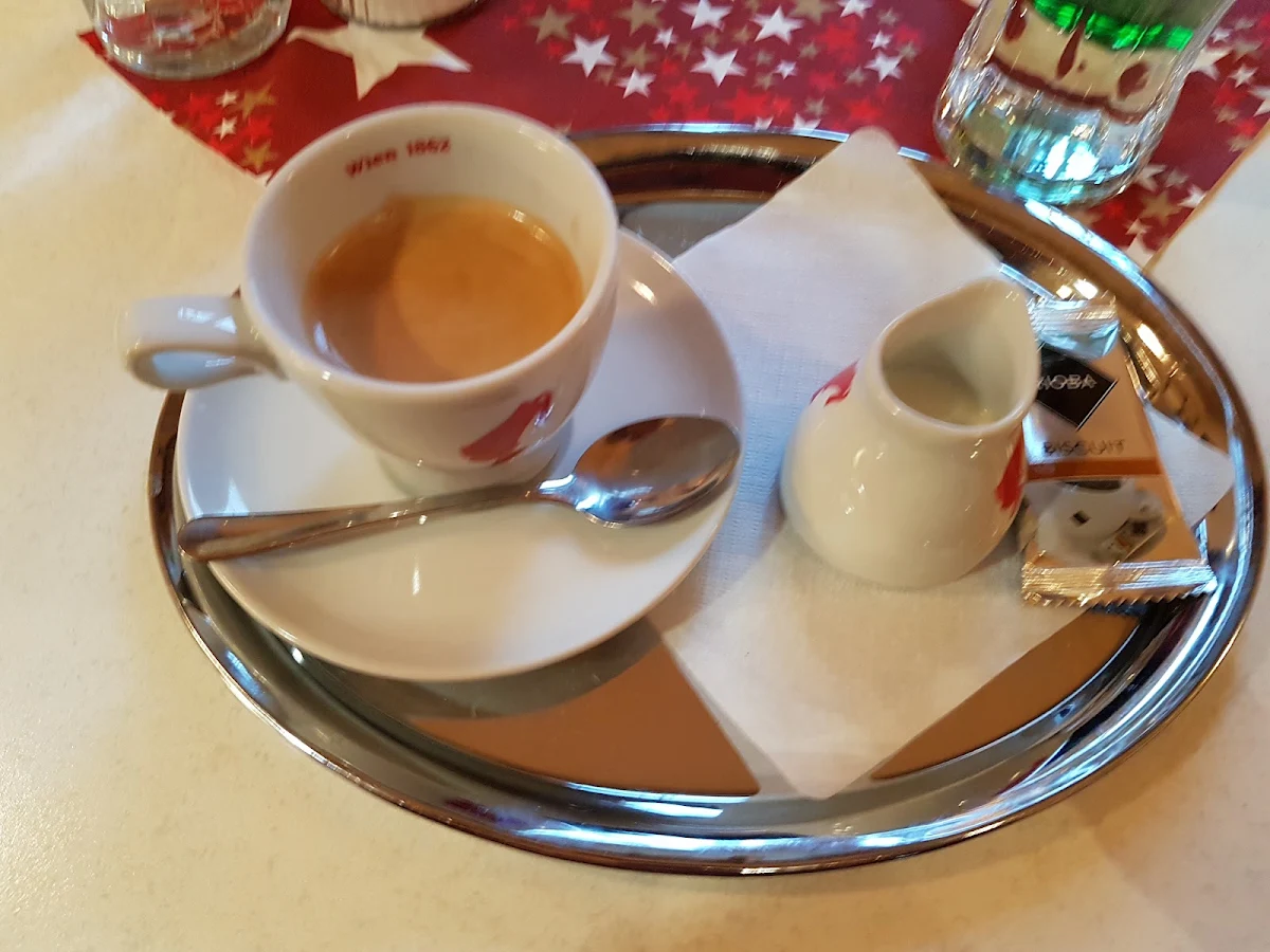 Essen und Trinken photo 1